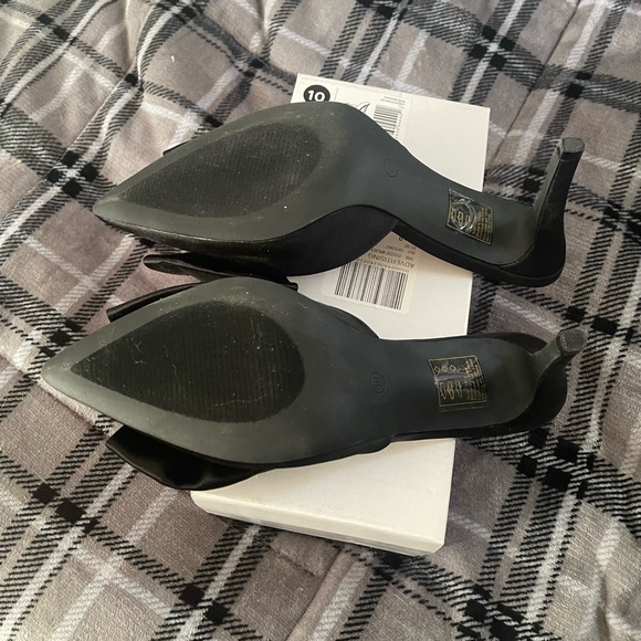 Big Bow Satin Mule 3.5” heel. Sz 10 Black - Picture 2 of 3